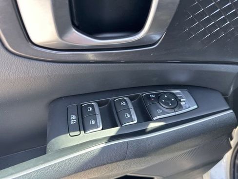 Certified 2026 Kia Sorento LX FWD image 3