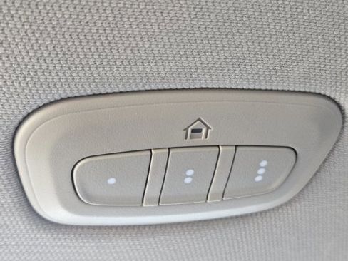 Used 2020 RAM 1500 Laramie image 23