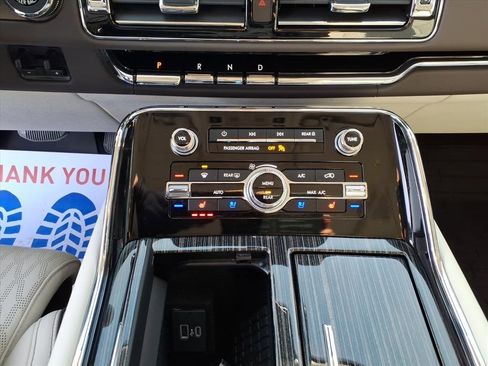 Used 2024 Lincoln Navigator Black Label image 26