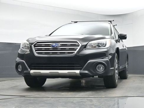 Used 2017 Subaru Outback 2.5i Touring w/ Popular Package #5A image 12