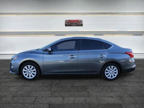 Used 2017 Nissan Sentra S image 4