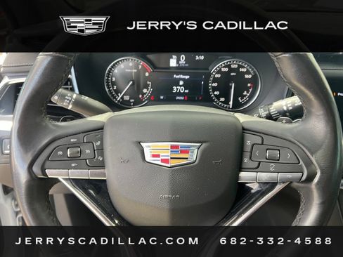 Used 2024 Cadillac XT6 Premium Luxury w/ LPO, Floor Liner Package FWD image 13