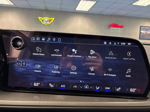 New 2026 Chevrolet Traverse LT FWD image 36
