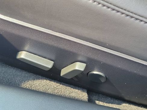 Used 2019 Tesla Model 3 Mid Range RWD image 7