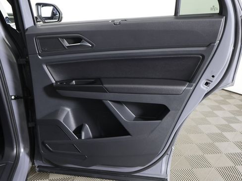 Used 2020 Volkswagen Atlas Cross Sport SEL Premium R-Line image 33