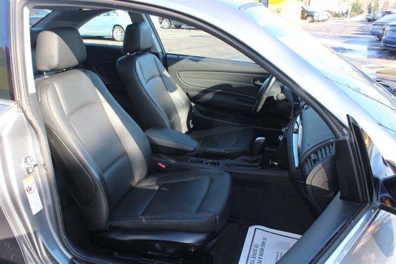Used 2009 BMW 128i Coupe RWD image 11