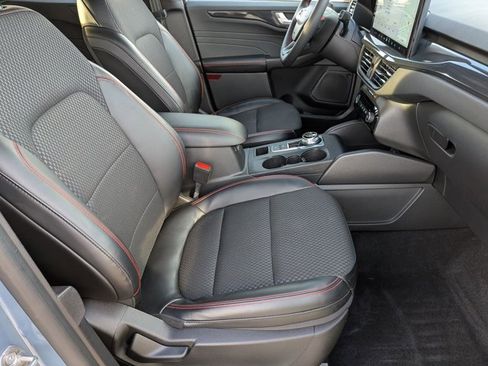 Certified 2023 Ford Escape ST-Line w/ Tech Pack #1 image 24