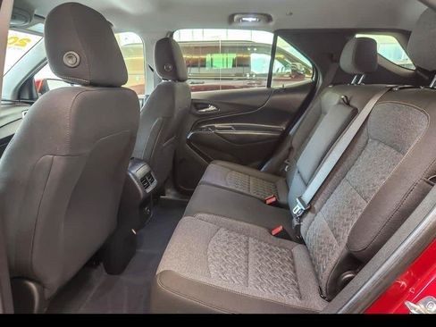 Used 2024 Chevrolet Equinox LT w/ LPO, Floor Liner Package FWD image 12