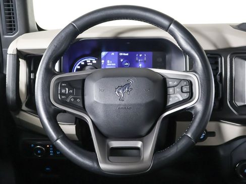 Used 2022 Ford Bronco Big Bend image 26