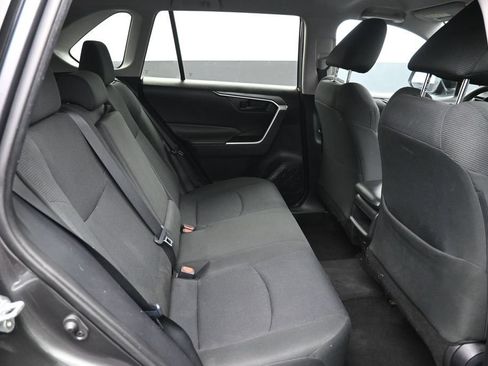 Used 2020 Toyota RAV4 LE w/ All Weather Liner Package AWD/4WD image 23