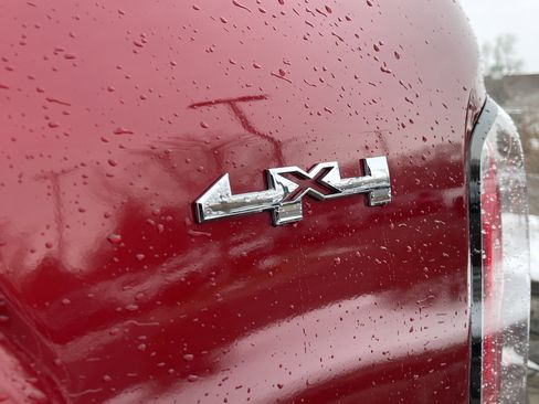 Used 2020 GMC Canyon SLT w/ Driver Alert Package image 13