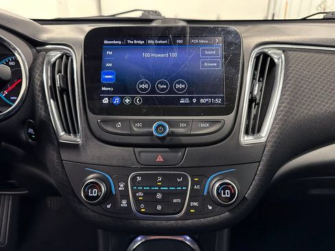 Used 2019 Chevrolet Malibu LT FWD image 29