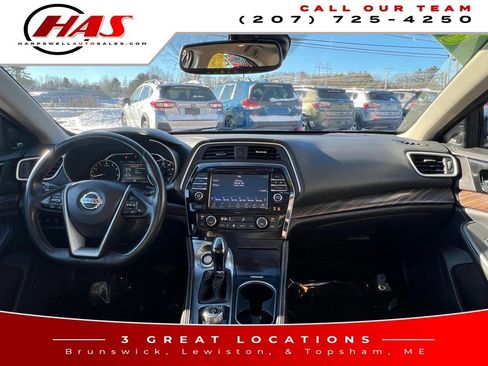 Used 2017 Nissan Maxima Platinum image 15
