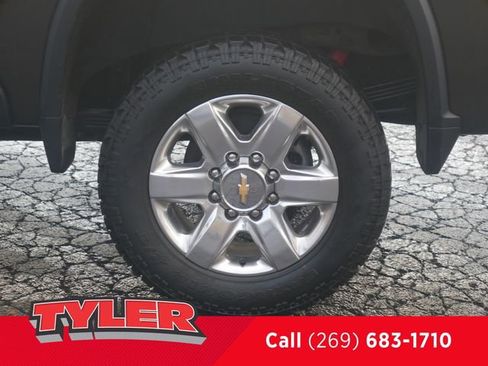 Used 2022 Chevrolet Silverado 2500 LTZ w/ LTZ Plus Package image 49