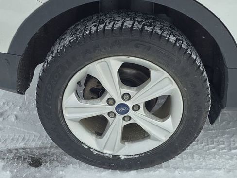 Used 2015 Ford Escape SE image 5