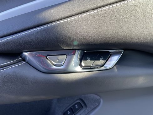 Certified 2025 Chevrolet Corvette Stingray 2D Coupe image 36