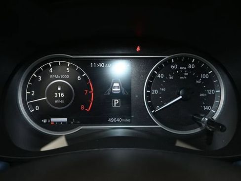 Used 2024 Nissan Versa SV FWD image 6
