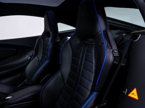 New 2025 McLaren GTS image 18