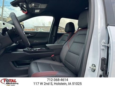 New 2026 Chevrolet Equinox RS w/ Convenience Package III AWD/4WD image 11