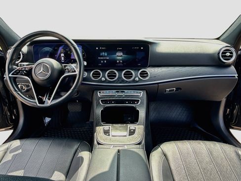 Used 2021 Mercedes-Benz E 350 4MATIC Sedan image 14