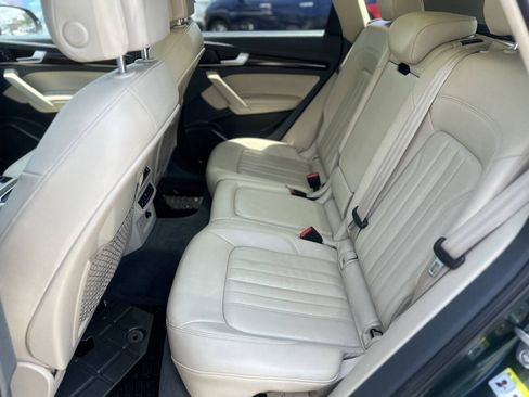 Used 2019 Audi Q5 2.0T Premium Plus w/ Premium Plus Package AWD/4WD image 16