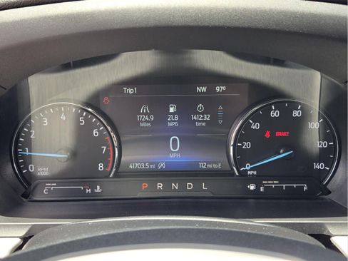 Used 2024 Ford Explorer XLT RWD image 14
