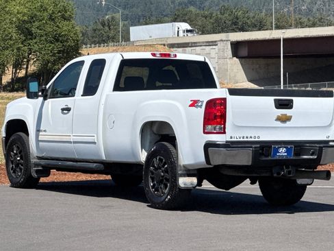 Used 2013 GMC Sierra 3500 SLE image 5