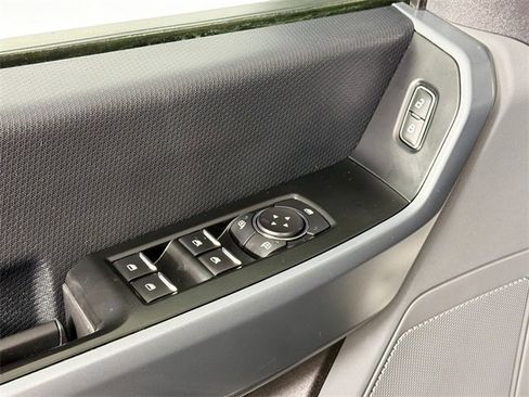 Used 2022 Ford F150 XLT w/ Trailer Tow Package image 16