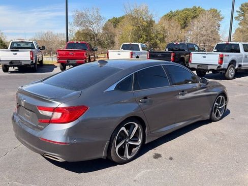 Used 2019 Honda Accord Sport image 13