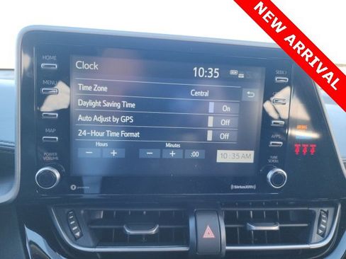 Used 2021 Toyota C-HR LE image 17