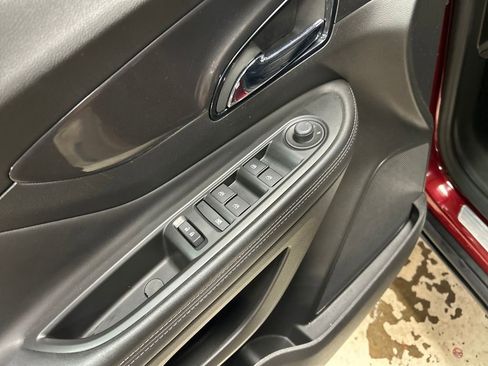 Certified 2022 Buick Encore Preferred w/ Safety Package image 15