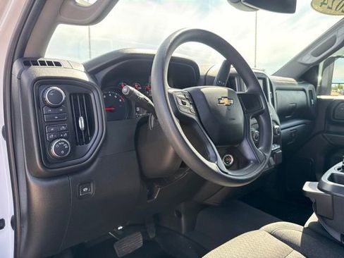 Used 2024 Chevrolet Silverado 2500 Custom w/ Custom Value Package AWD/4WD image 18