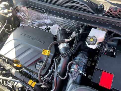 New 2026 Chevrolet Trax ACTIV w/ Driver Confidence Package image 17