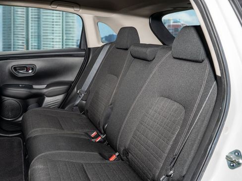 Used 2023 Honda HR-V LX image 16