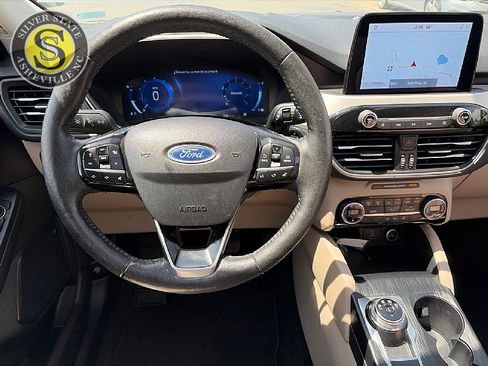 Used 2021 Ford Escape SEL w/ Technology Package FWD image 27