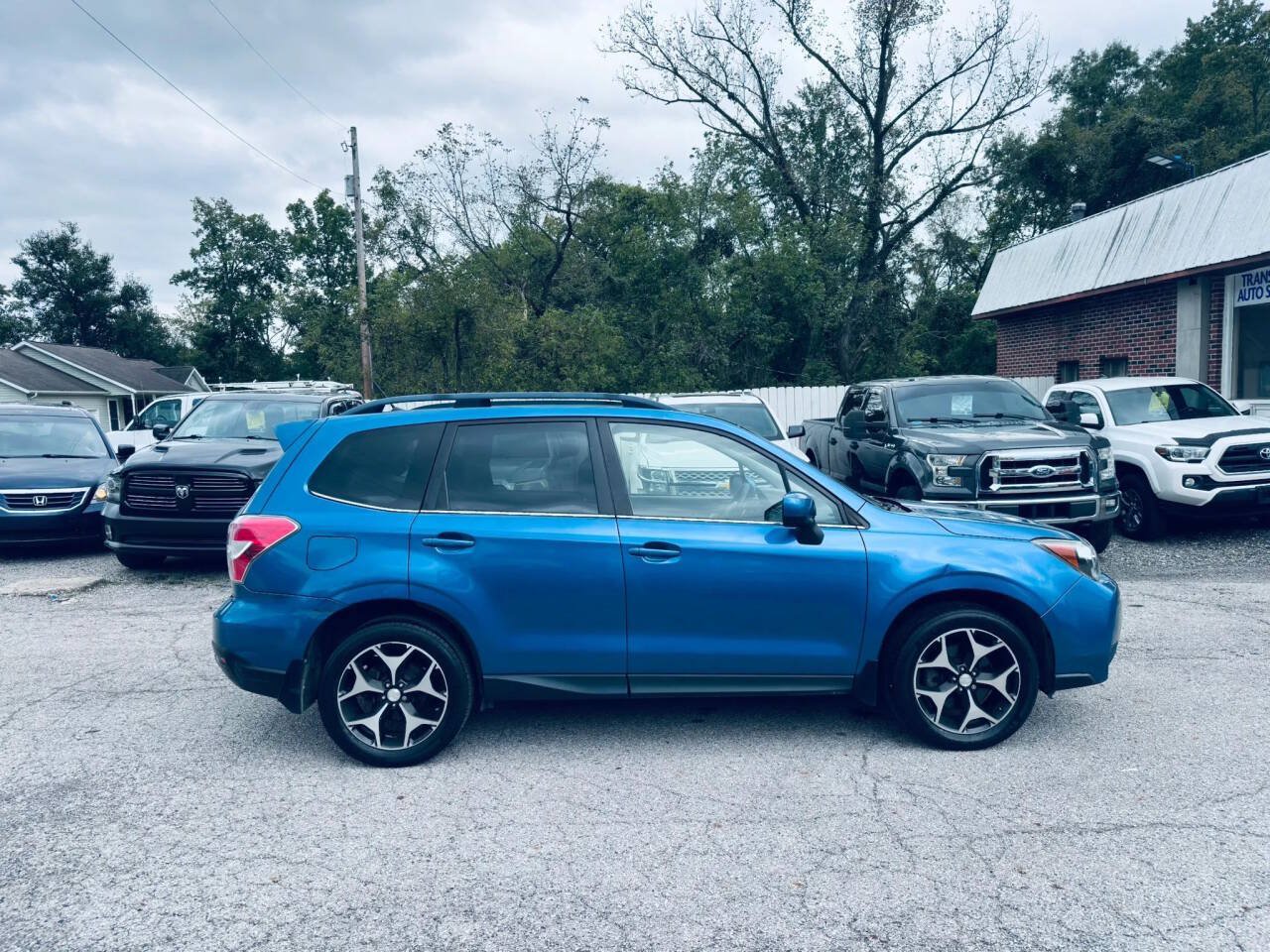 Used 2015 Subaru Forester 2.0XT Premium AWD/4WD image 4