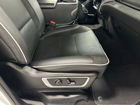 Used 2025 RAM 1500 Laramie image 58