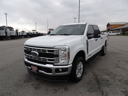 Used 2025 Ford F250 XLT w/ FX4 Off-Road Package AWD/4WD image 60