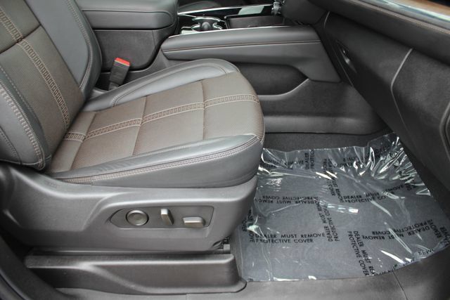 Used 2025 Chevrolet Tahoe High Country w/ Sun And Tow Package AWD/4WD image 37