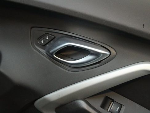 Used 2018 Chevrolet Camaro LT image 6