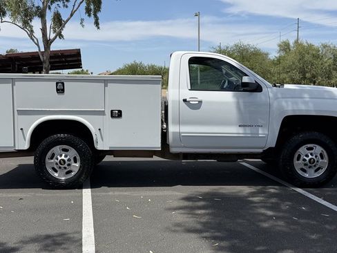 Used 2016 Chevrolet Silverado 2500 LT RWD image 17