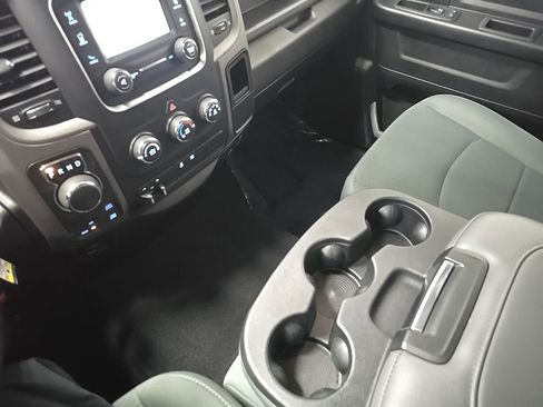 Used 2018 RAM 1500 Express w/ Express Value Package image 26