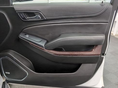 Used 2019 GMC Yukon XL SLT image 33