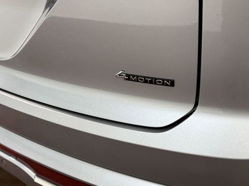 Used 2023 Volkswagen Atlas Cross Sport SEL Premium R-Line image 54