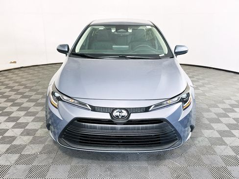 Used 2023 Toyota Corolla LE FWD image 8
