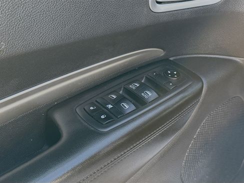 Used 2020 Dodge Durango SXT RWD image 23