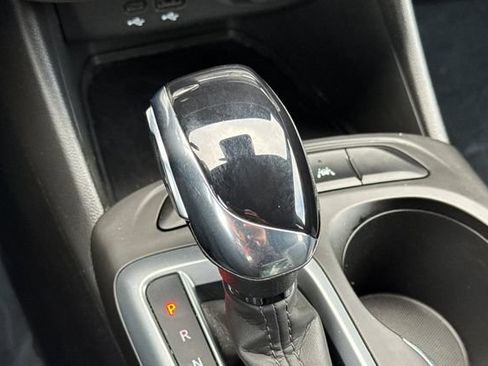 Used 2024 Buick Envista Preferred w/ Convenience I Package FWD image 32