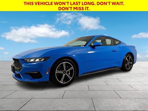 Used 2024 Ford Mustang Premium RWD image 4
