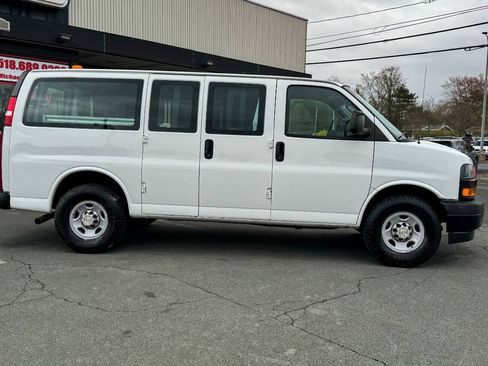 Used 2020 Chevrolet Express 2500 w/ Driver Convenience Package RWD image 3