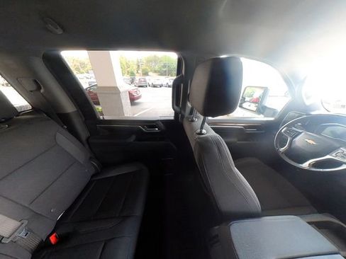 Used 2025 Chevrolet Silverado 2500 LT w/ Convenience Package AWD/4WD image 33